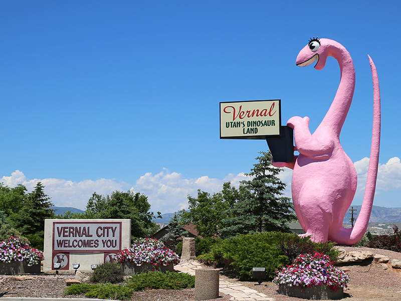 Vernal City Sign